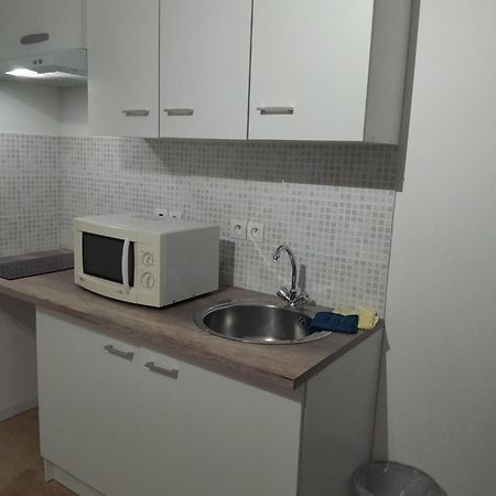 Charmant Studio Avec Balcon 2 Perpignan Kültér fotó