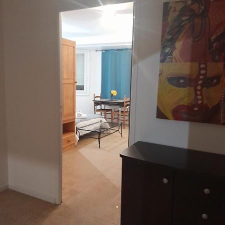 Charmant Studio Avec Balcon 2 Perpignan Kültér fotó
