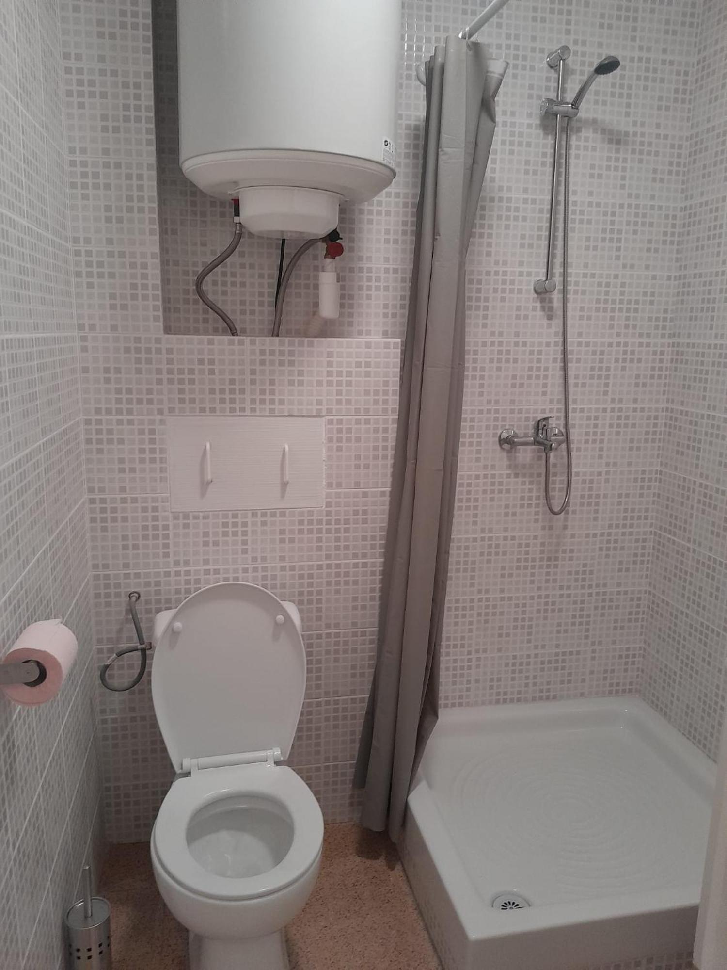 Charmant Studio Avec Balcon 2 Perpignan Kültér fotó